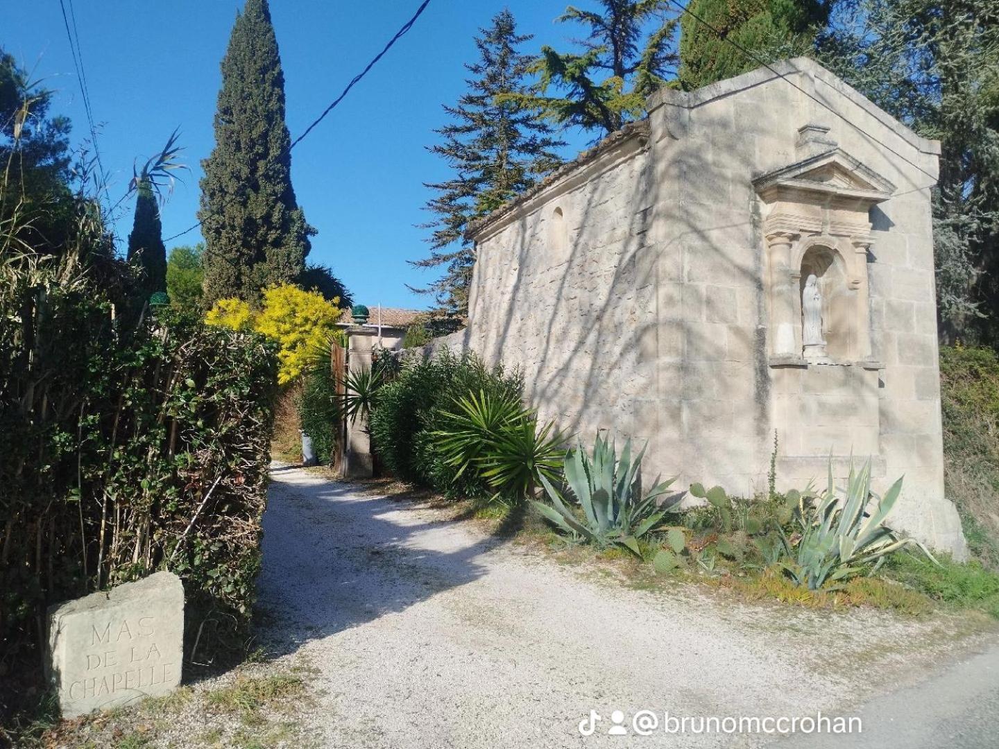 Mas De La Chapelle Sainte-Elisabeth Villa Tarascon Ngoại thất bức ảnh